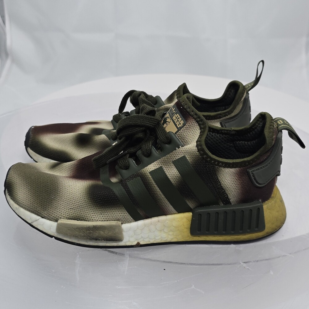Adidas Star Wars x NMD_R1 Princess Leia Women 7/38 2/3 Green Camo Sneakers